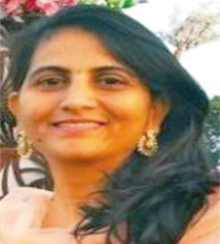 Dr. Arti Raval